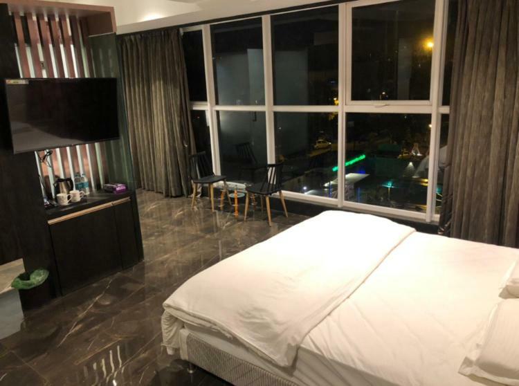 Virat Ambe Sports Club Hotel Ulhasnagar Ngoại thất bức ảnh